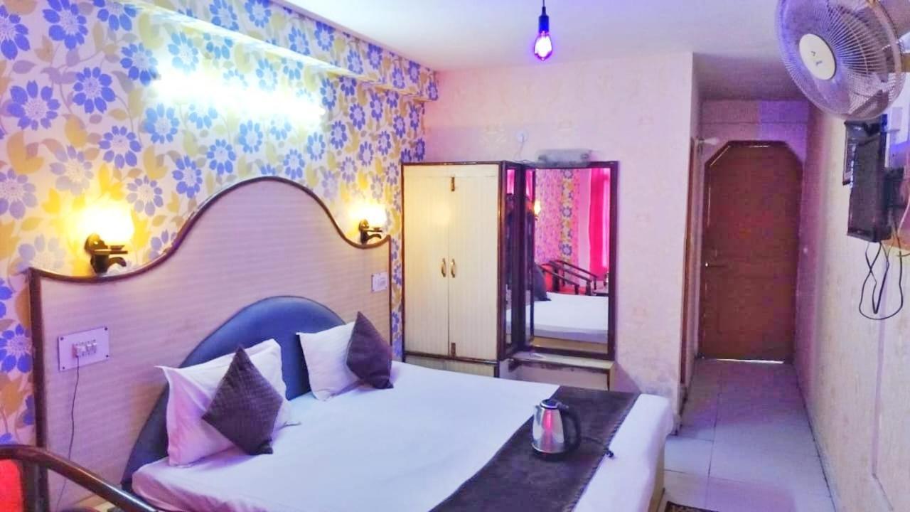 Hotel Gilbert Mountain View มะนาลี ภายนอก รูปภาพ